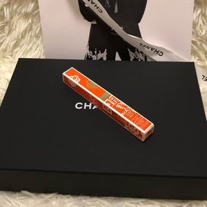 Coach Perfume one side is Coach Poppy other is Coach Poppy Blossom （Free Mystery